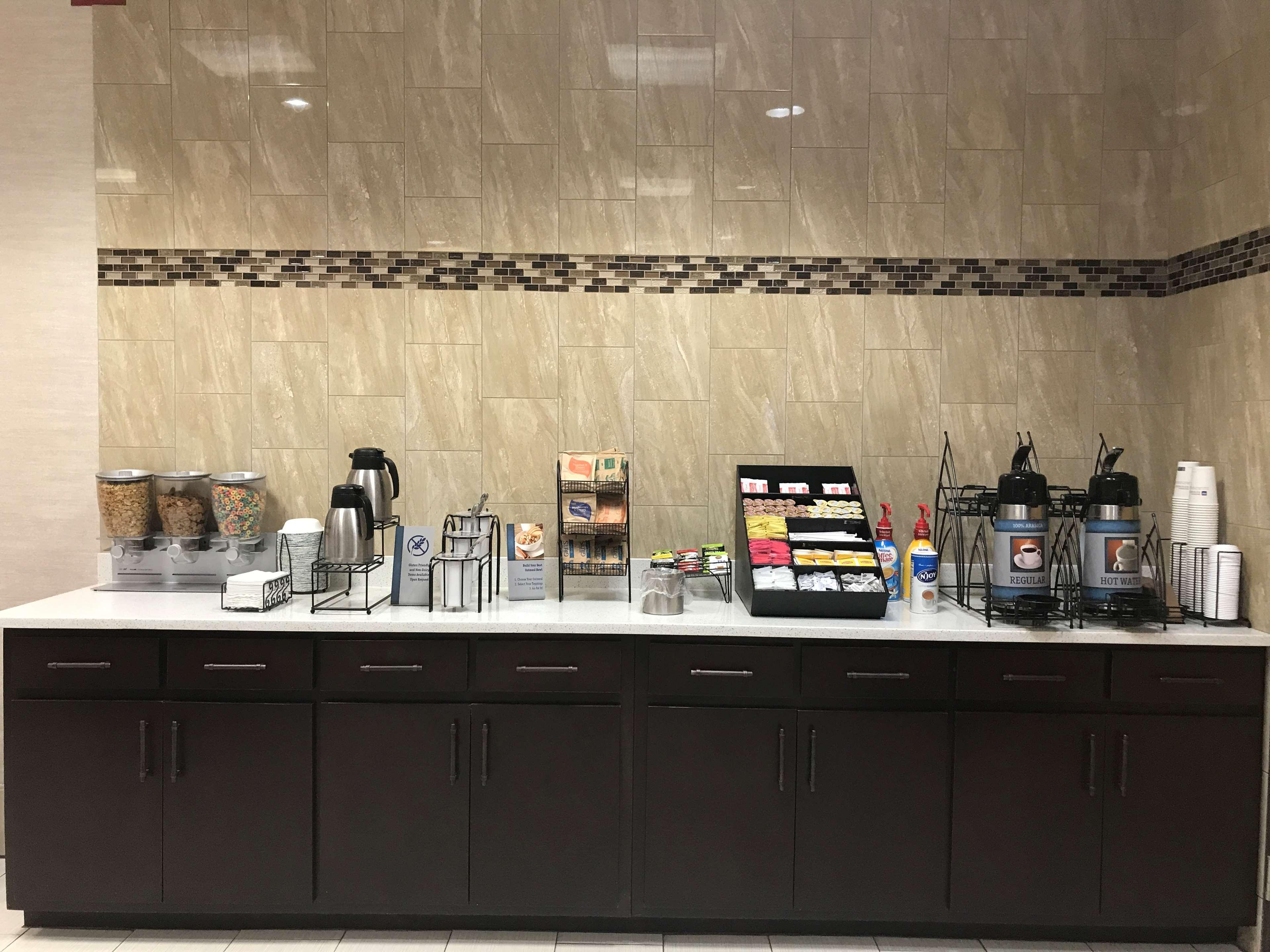 Best Western - Fayetteville Екстериор снимка