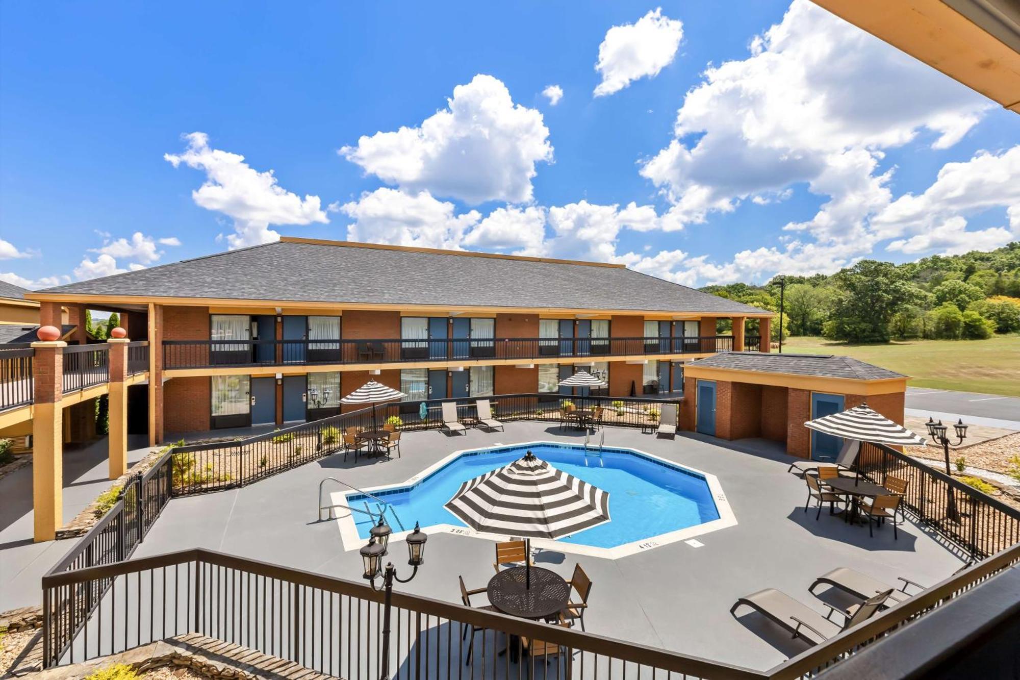 Best Western - Fayetteville Екстериор снимка
