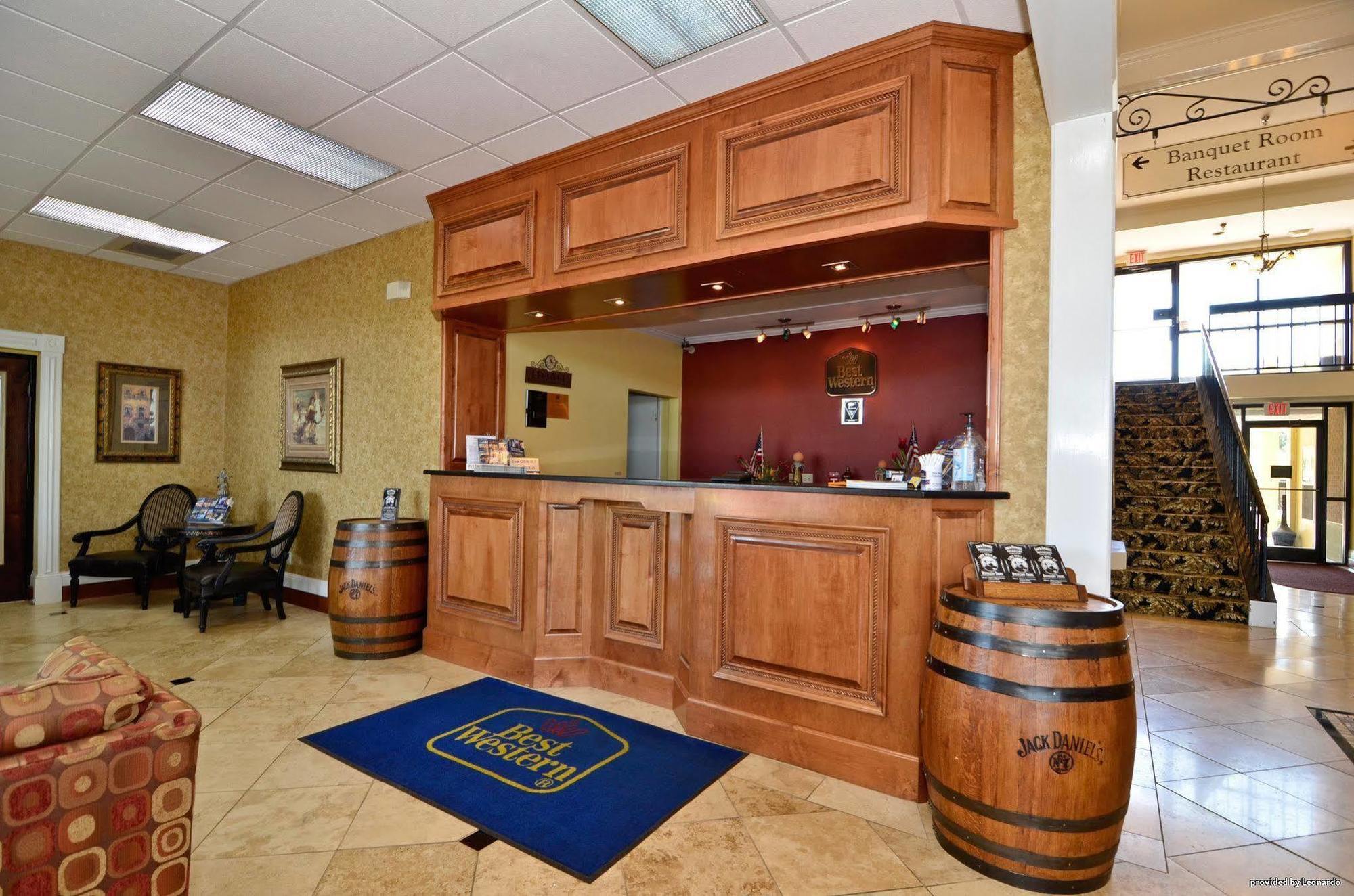 Best Western - Fayetteville Екстериор снимка