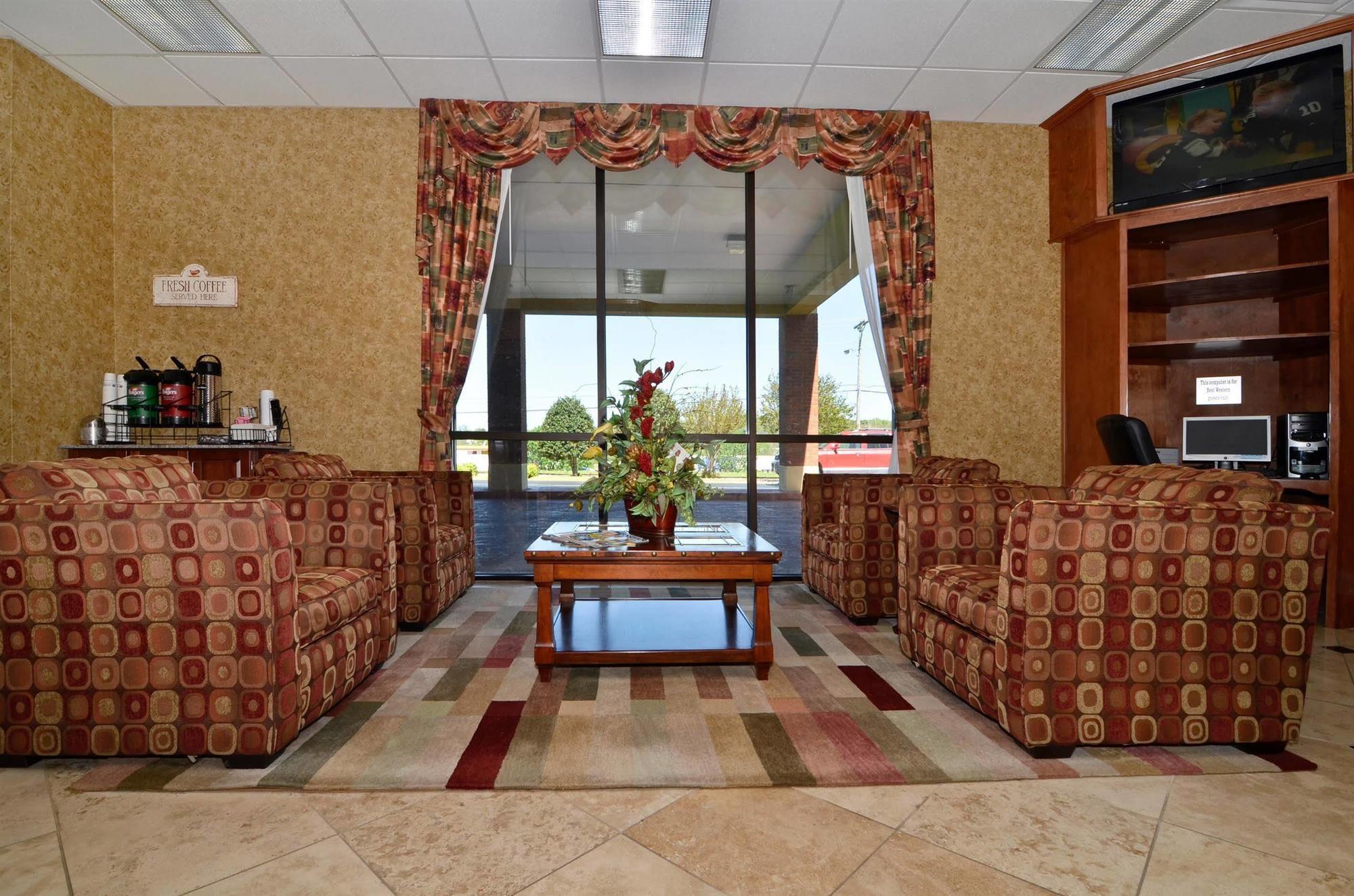 Best Western - Fayetteville Екстериор снимка
