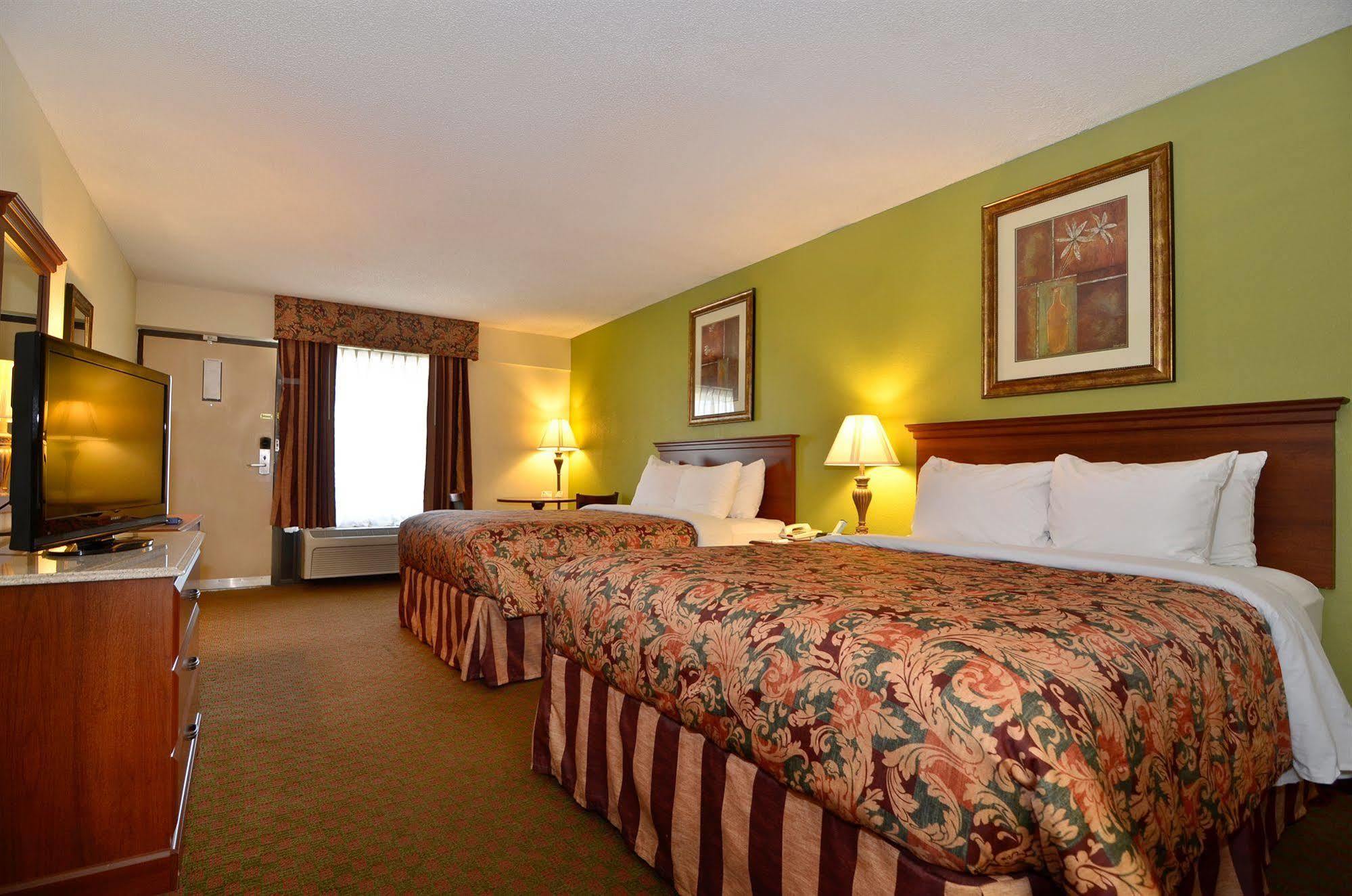 Best Western - Fayetteville Стая снимка