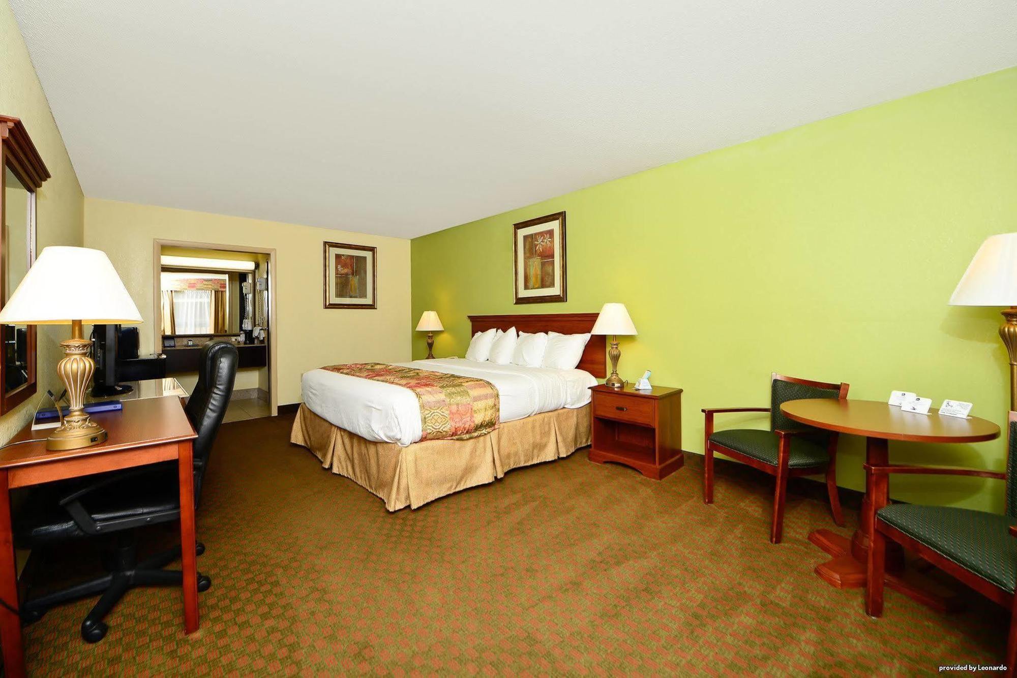 Best Western - Fayetteville Екстериор снимка